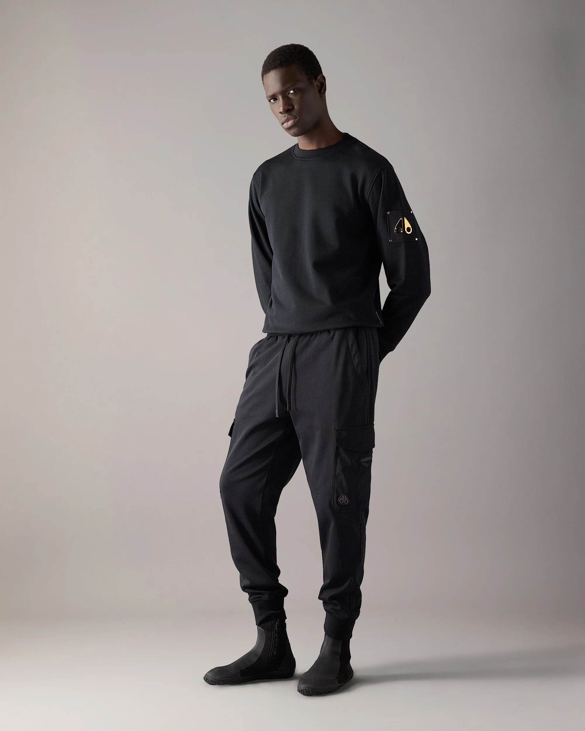 GOLD SERIES HARTSFIELD SWEATSHIRT-BLACK