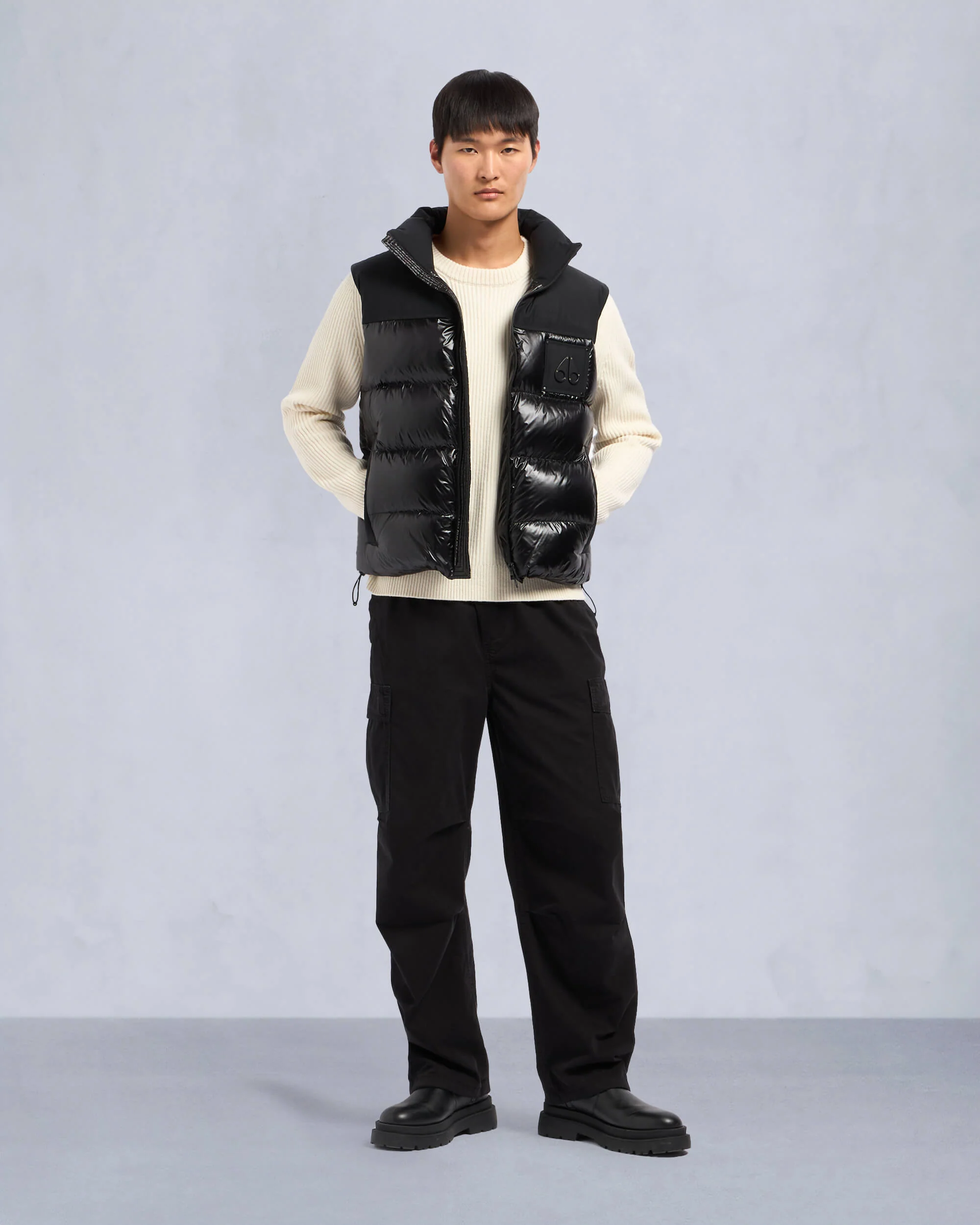 VICTORY PEAK VEST-BLACK