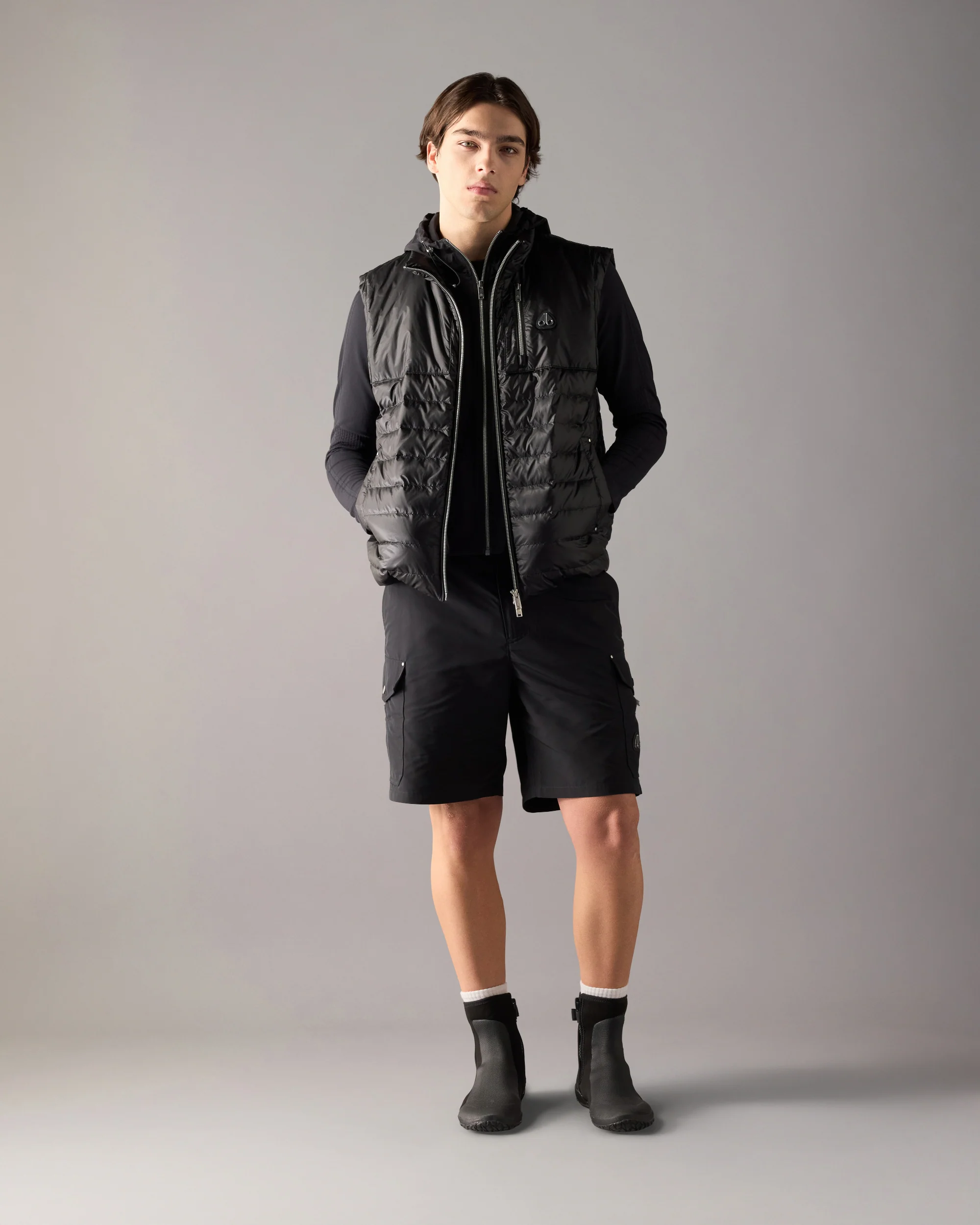CLOUD WALKER AIR DOWN VEST-BLACK