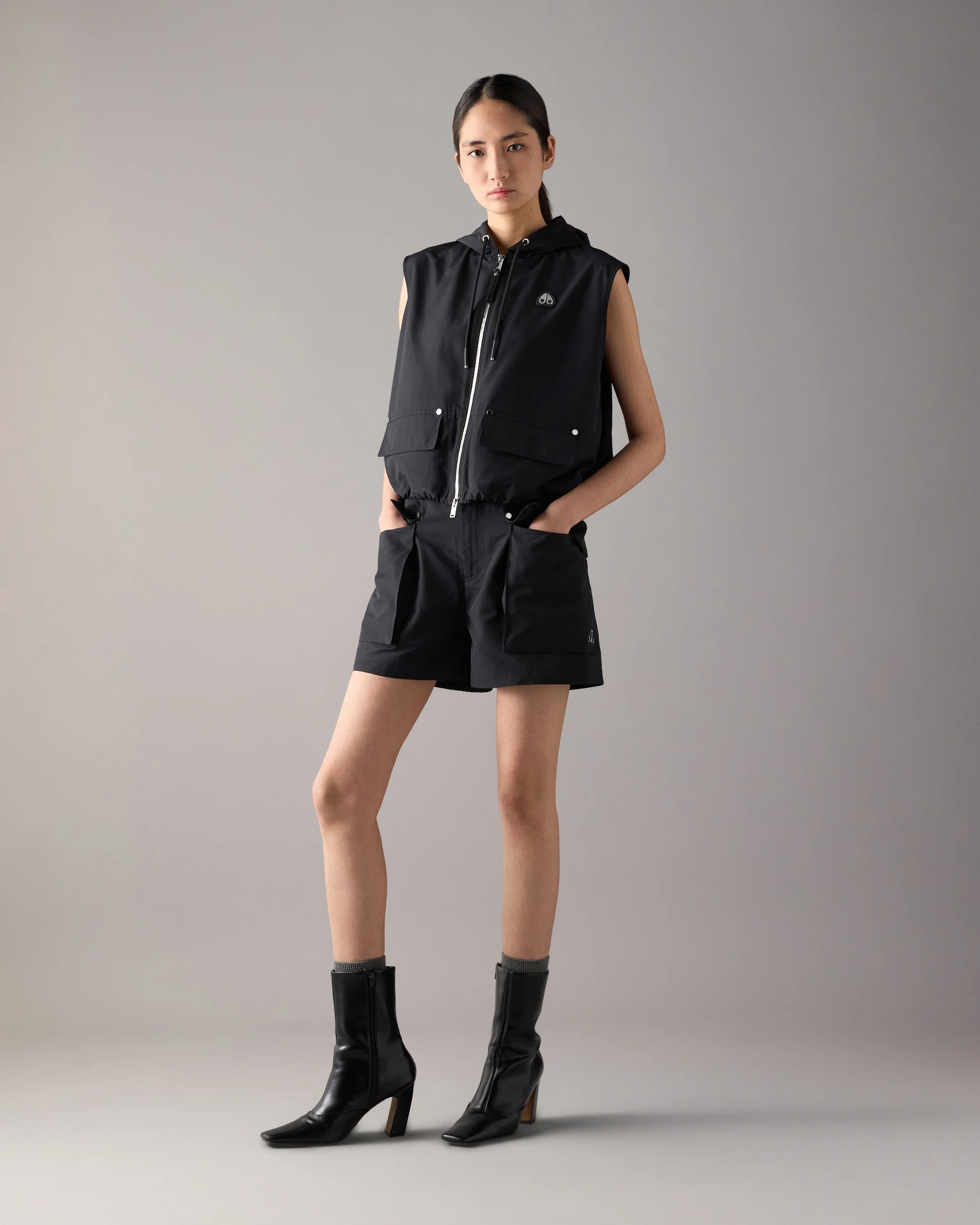 ELEVATE SHORTS-BLACK