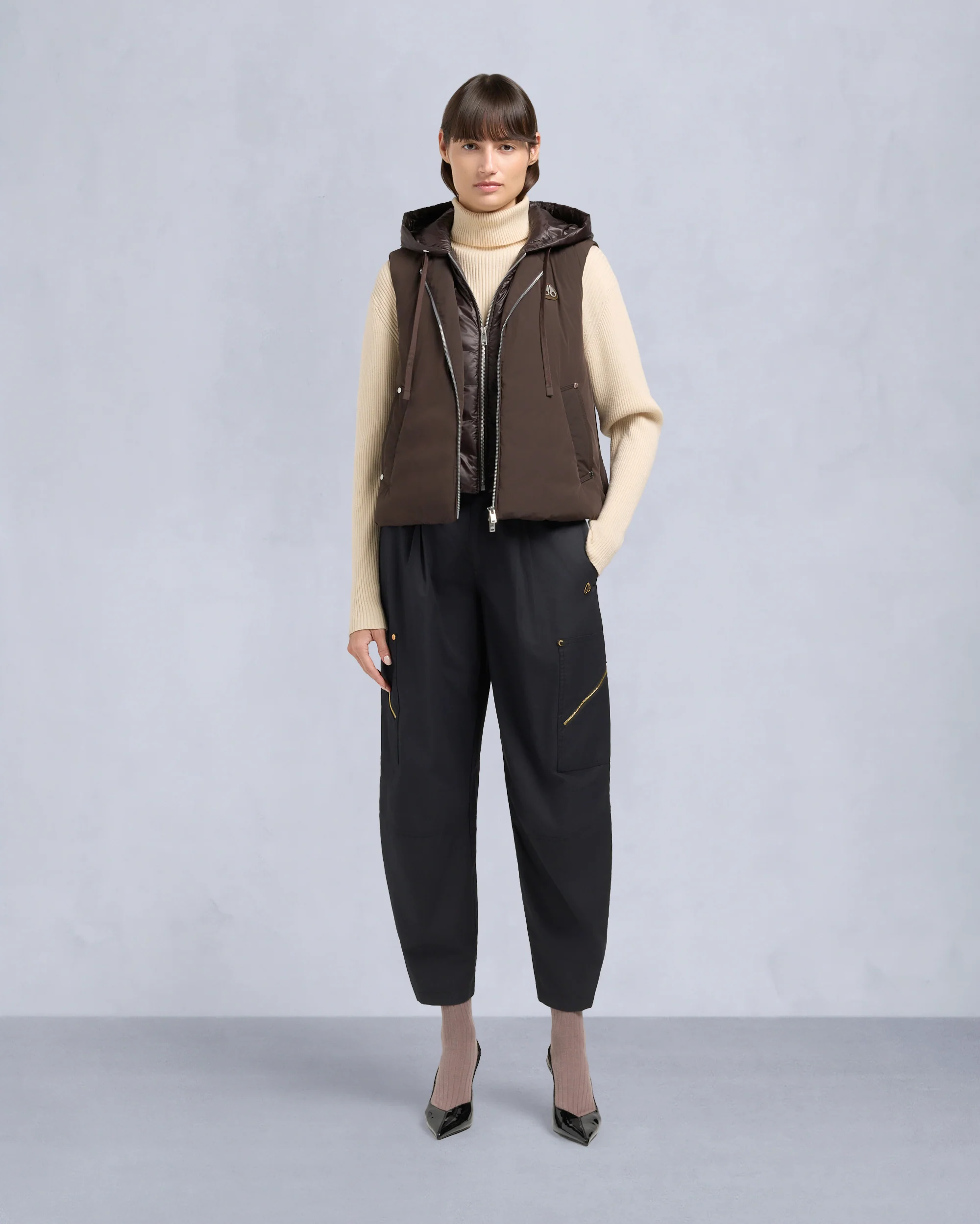 TEGAN DOWN VEST-BLACK